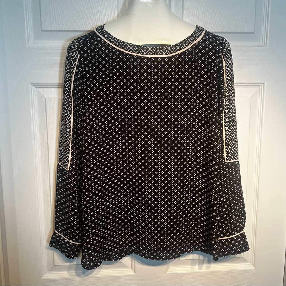LOFT Black and White Diamond Print Blouse